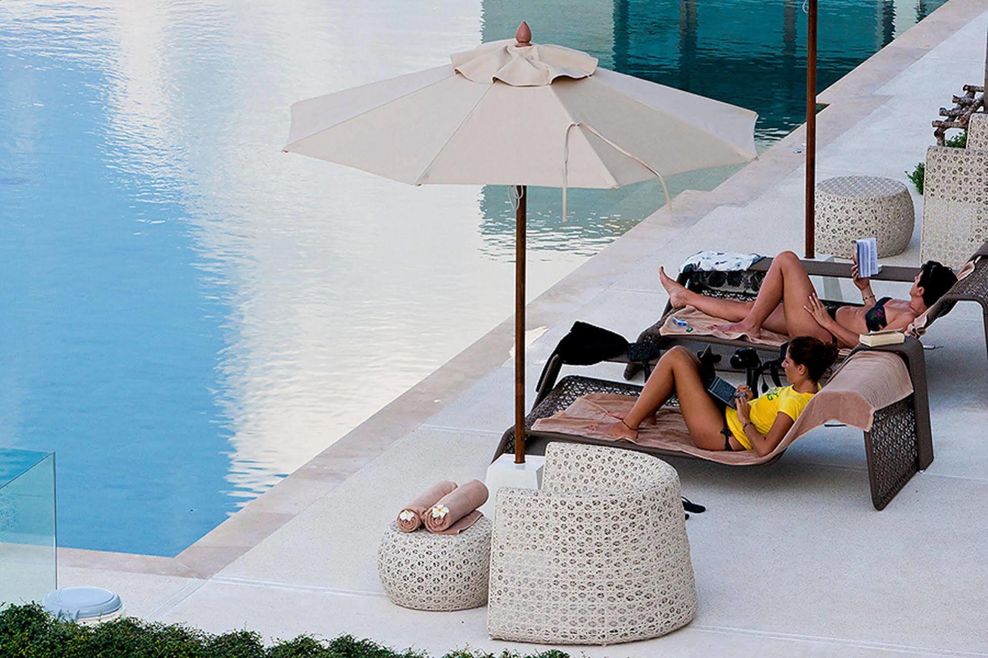 Code Samui Hotel Koh Samui Buitenkant foto